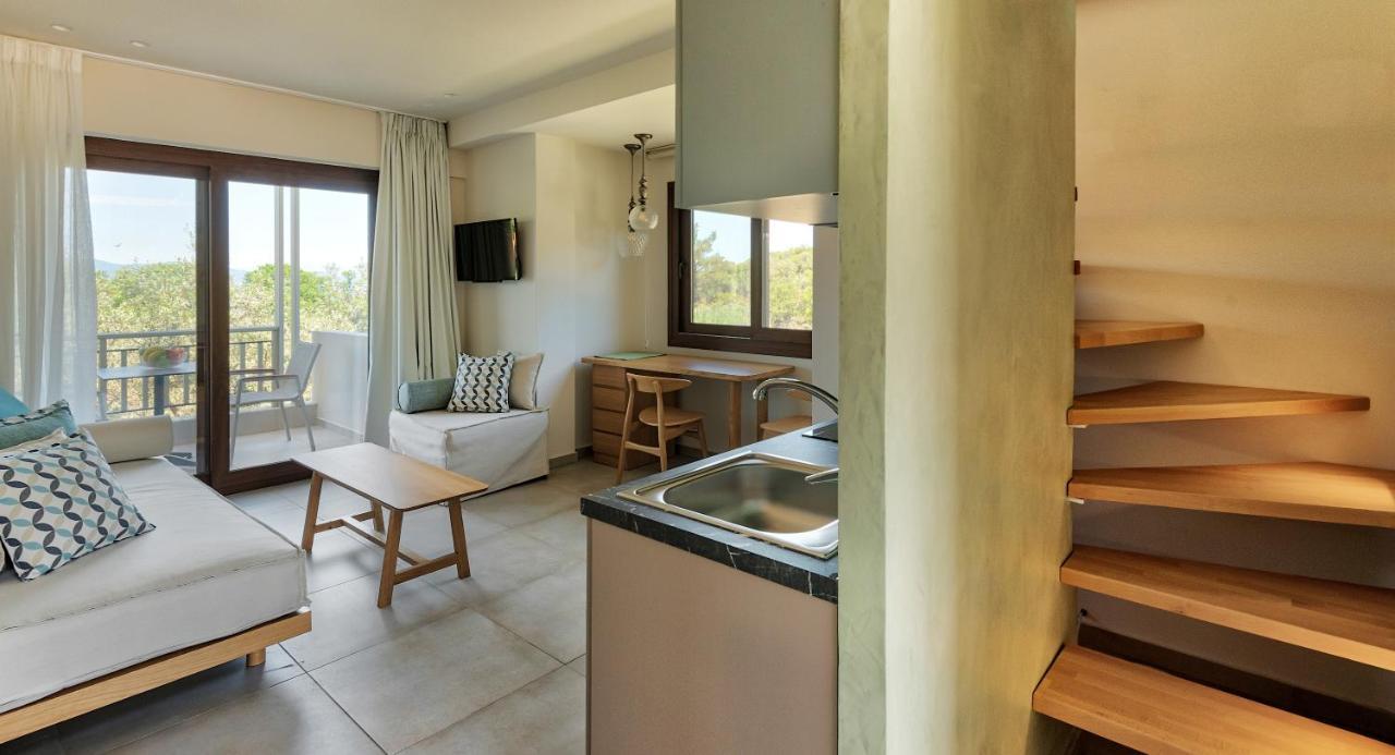Dionysus Apartments & Suites Ierissos Eksteriør billede