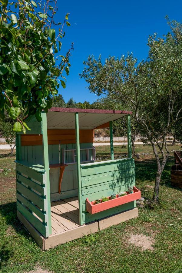 Dionysus Apartments & Suites Ierissos Eksteriør billede