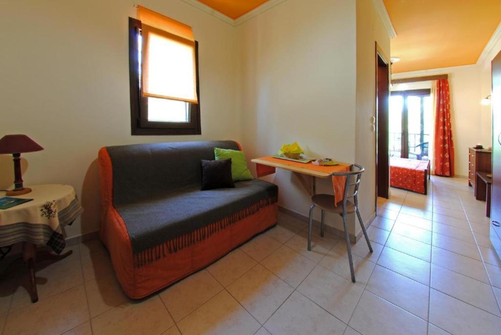 Dionysus Apartments & Suites Ierissos Eksteriør billede