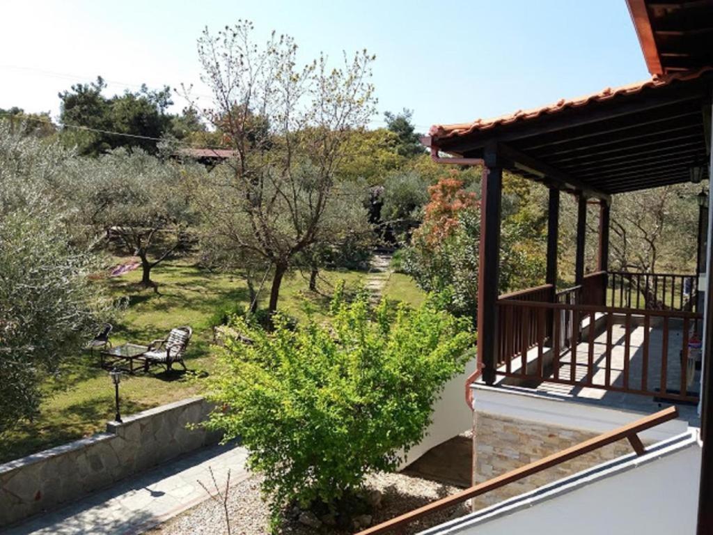 Dionysus Apartments & Suites Ierissos Eksteriør billede